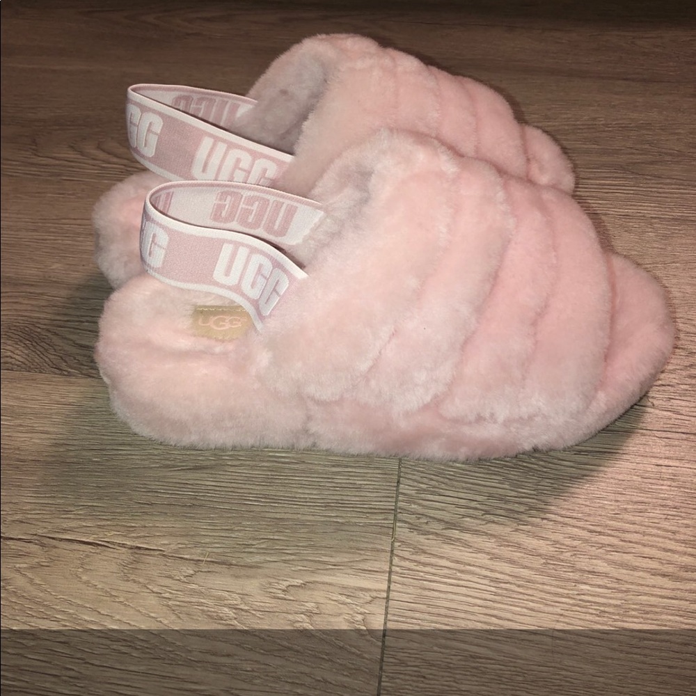 Ugg fluff yeah slides sea shell pink